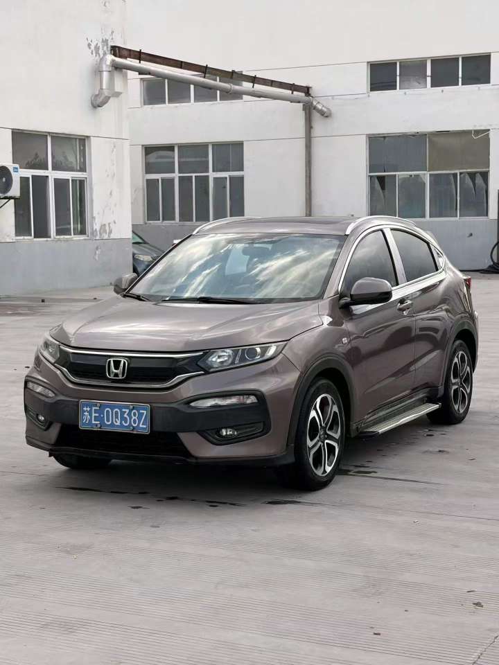 Honda XRV 2016 1.8L Automatic Sunroof