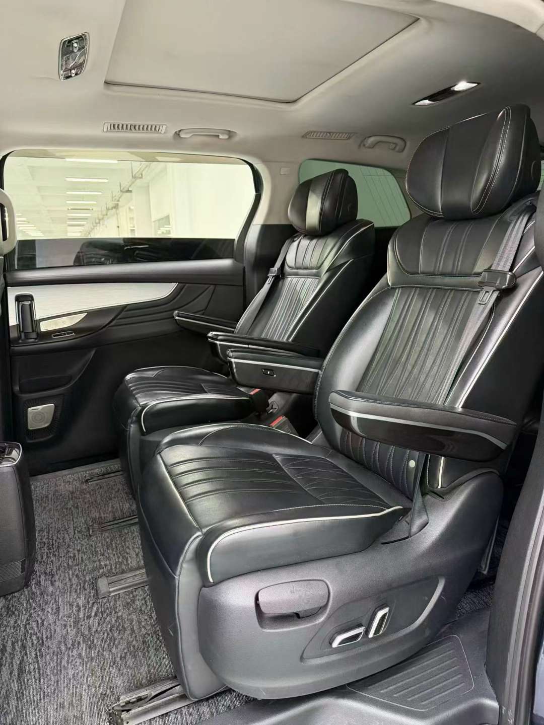 Roewe IMAX8 8