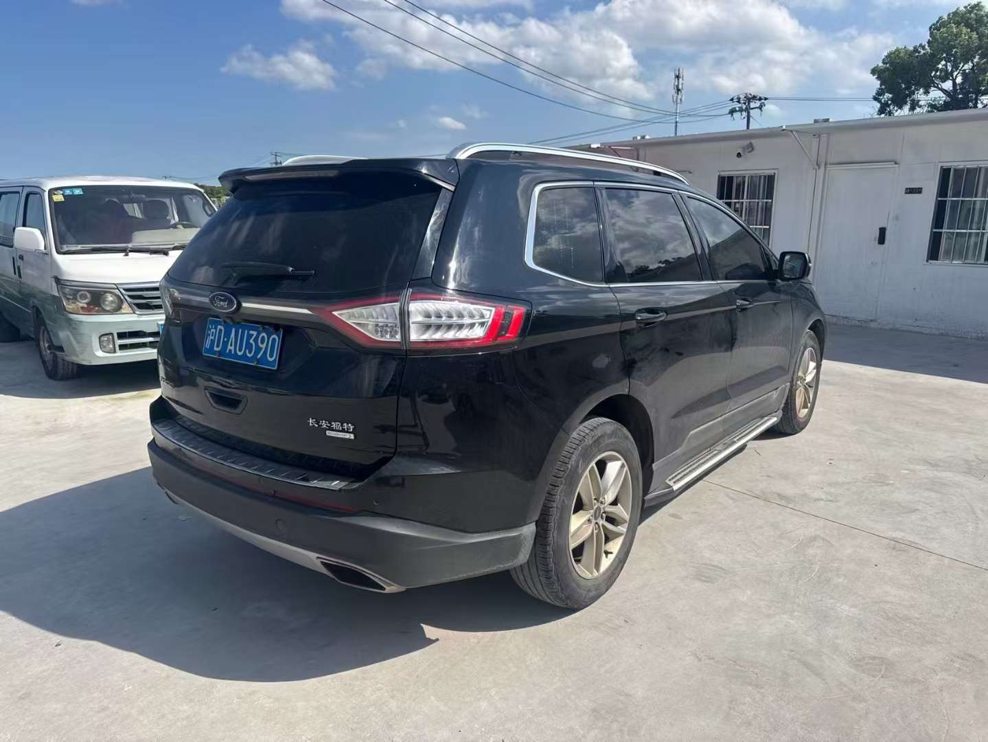 Ford Edge 2.0 Automatic No Sunroof 3