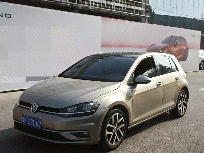 Volkswagen Golf 7 2018 1.4TSI 230TSI Luxury 2