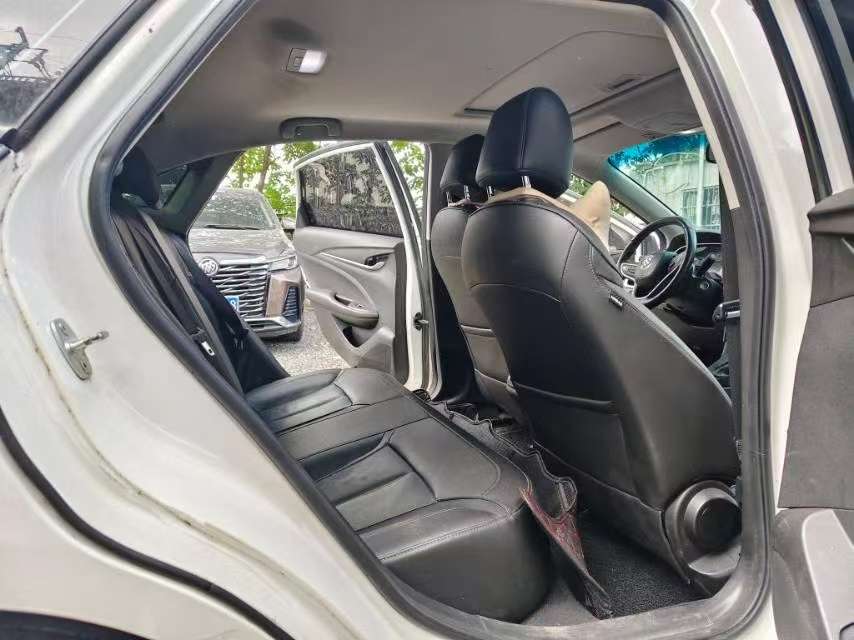 Buick Excelle 2019 18T Automatic Connected Elite 8