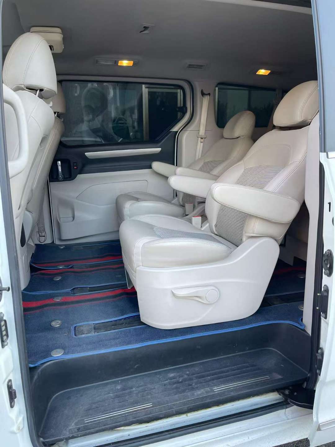 MAXUS G10 G10 2.0T Automatic Sunroof 7-Seater High Spec 9