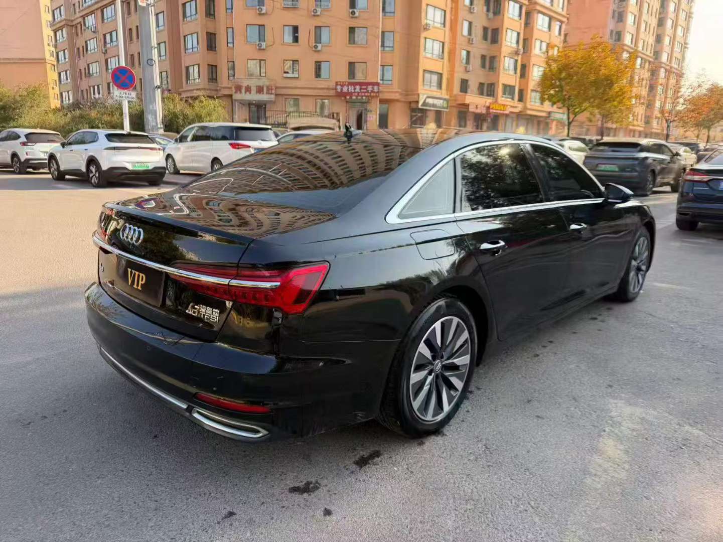 Audi A6L 7