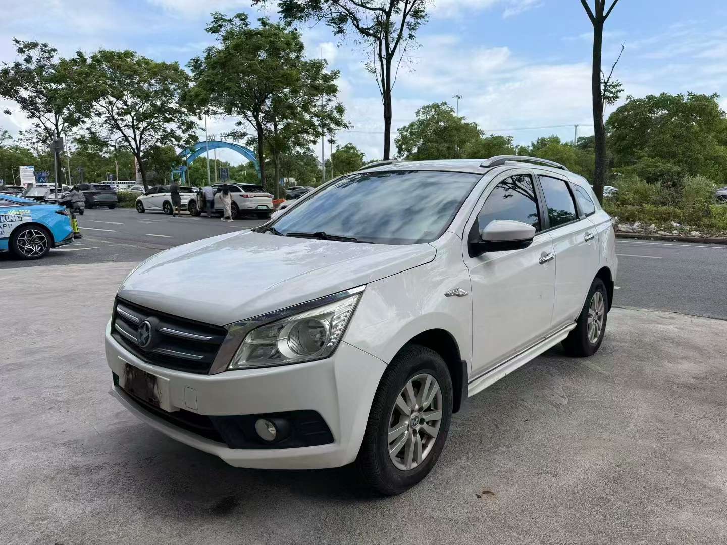Venucia T70 3