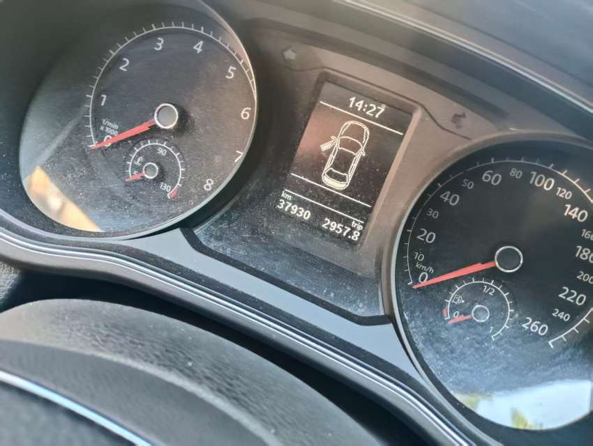 Volkswagen Passat 2018 1.8T Automatic Premium 6