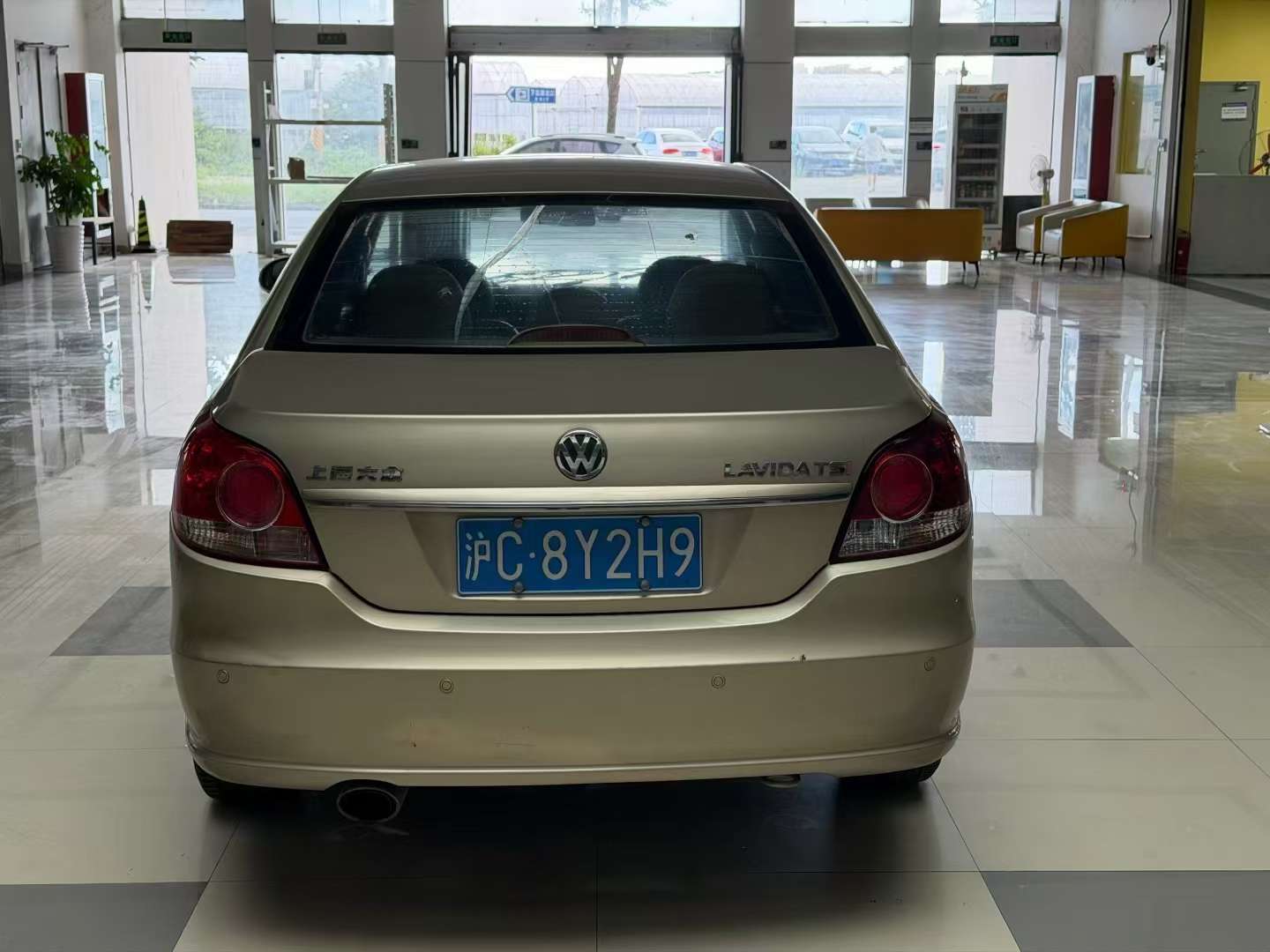 Volkswagen Lavida 5