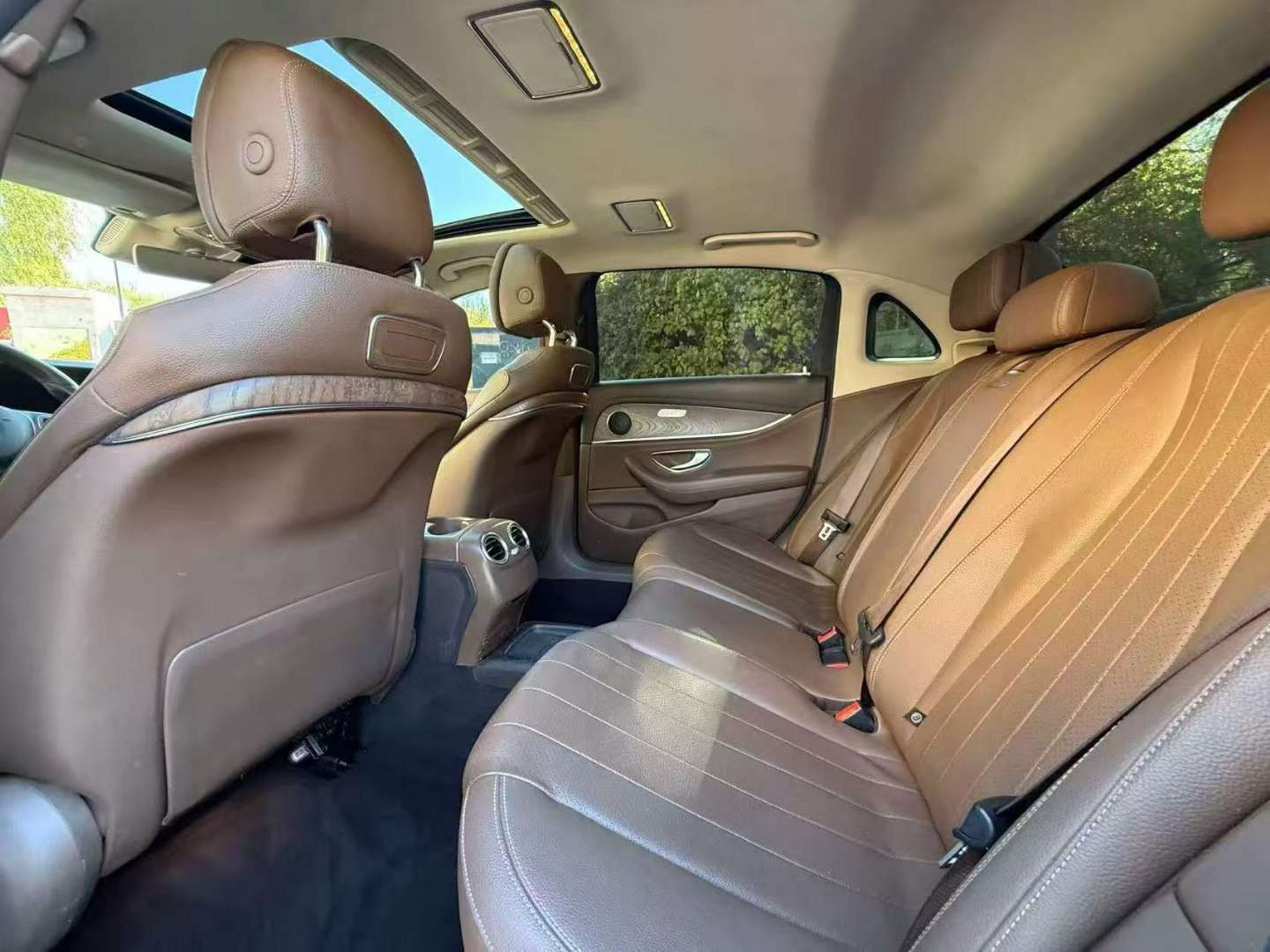 Mercedes-Benz E-Class 2017 E300L 7