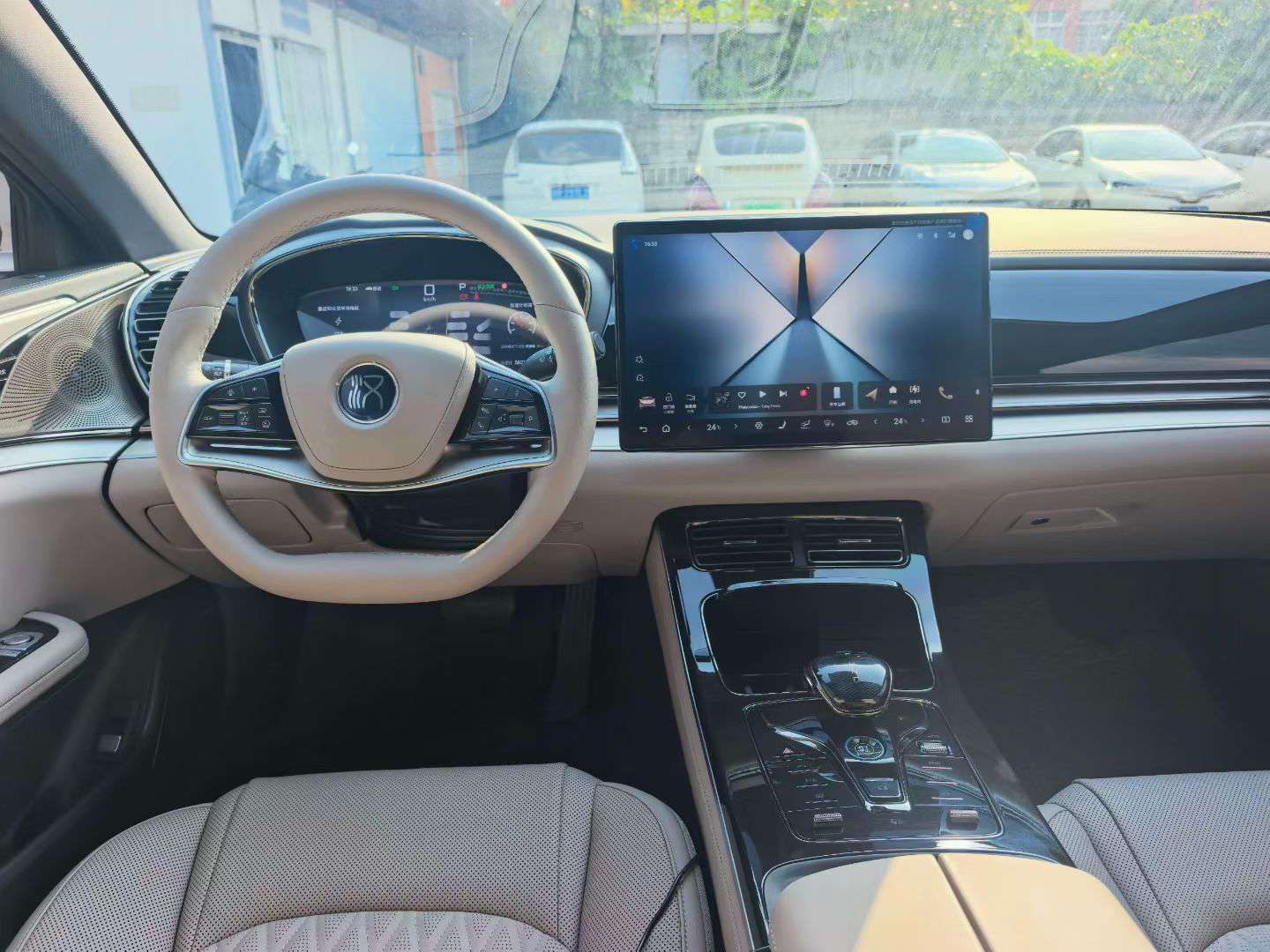 BYD Han EV Smart Driving Edition 6