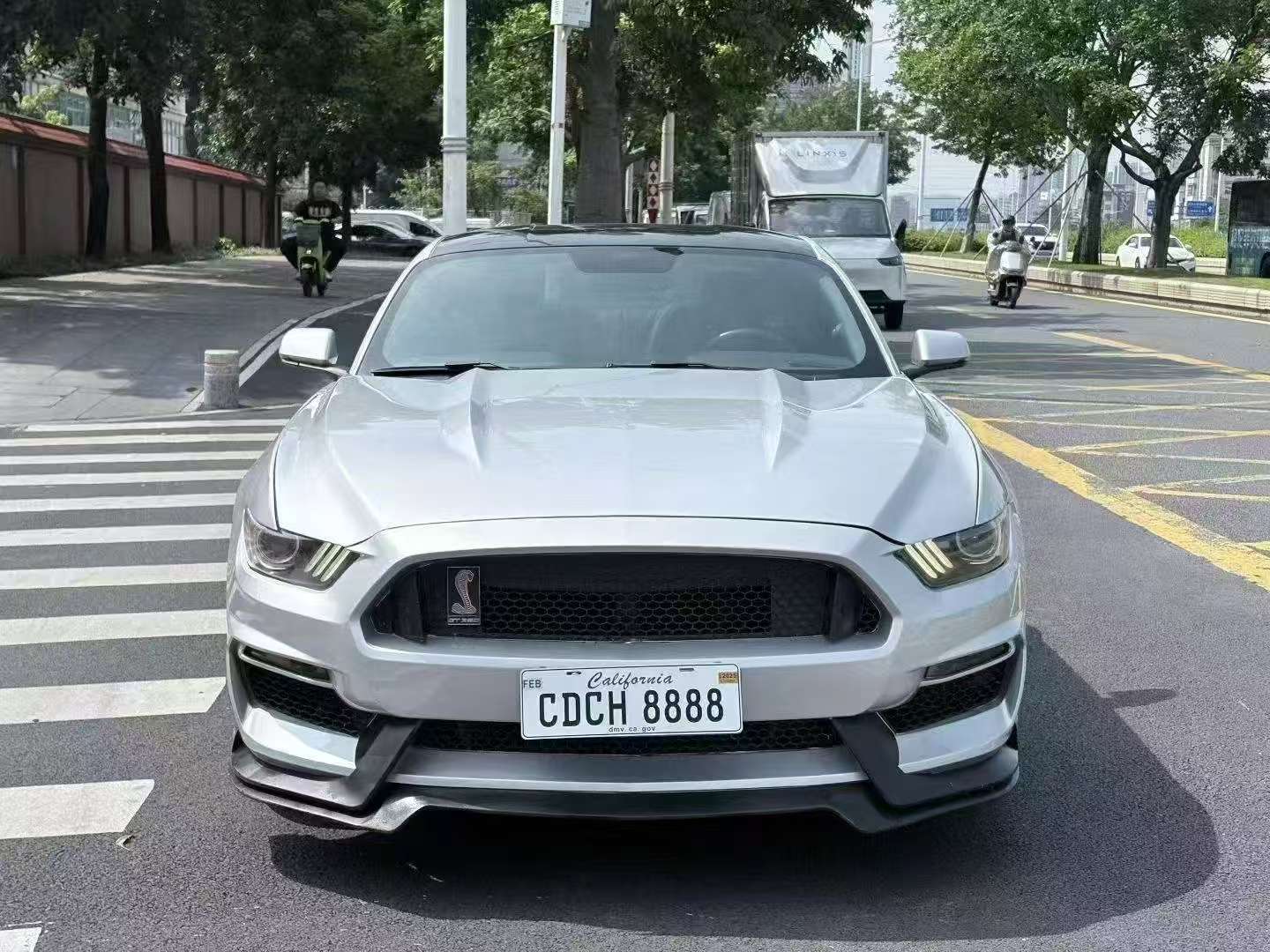Ford Mustang 2.3T US Spec 2