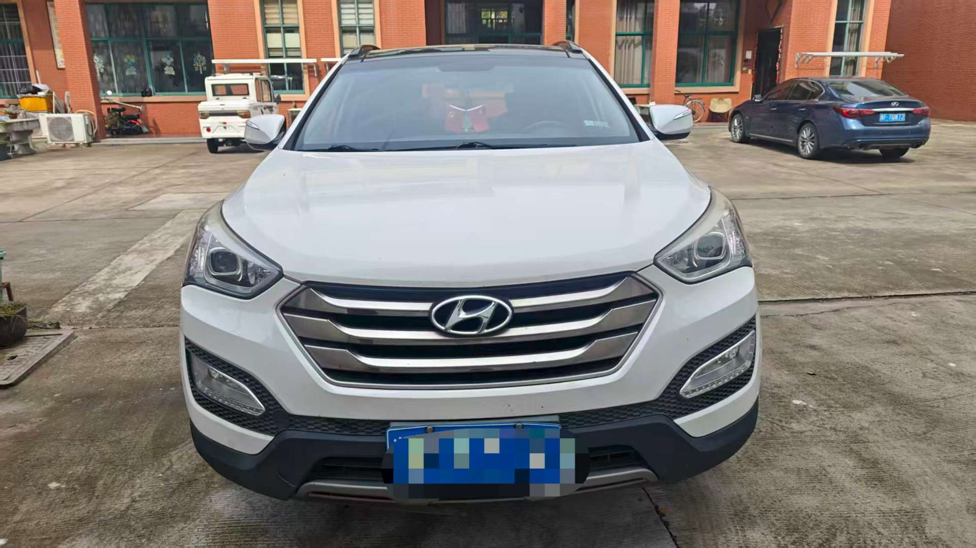 Hyundai Santa Fe 2015 2WD Smart Edition 2.0L 2