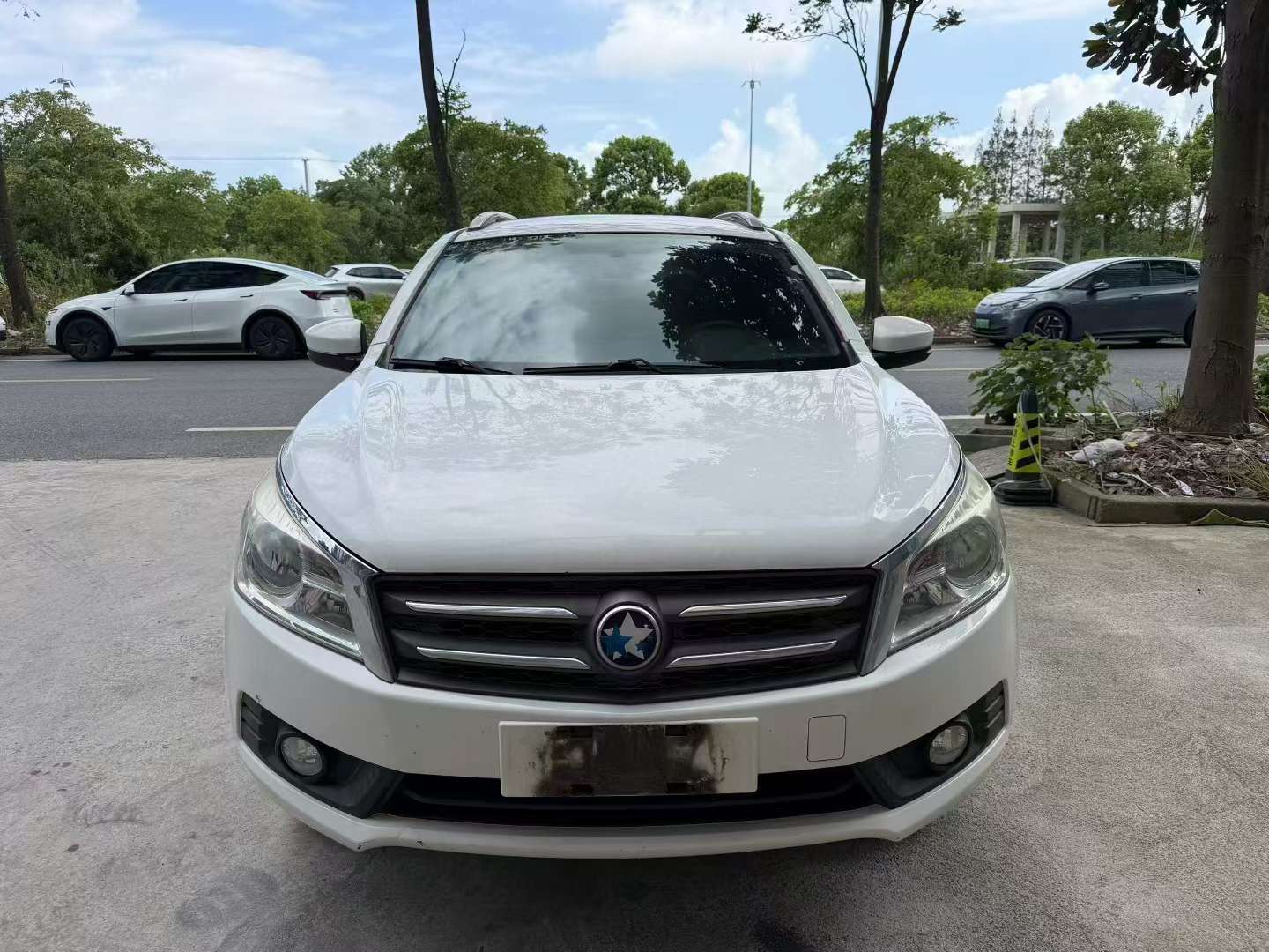 Venucia T70