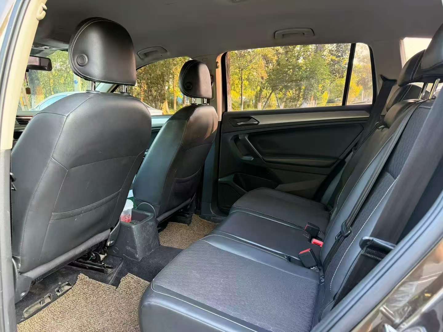 Volkswagen Tiguan L Automatic 1.8T 7