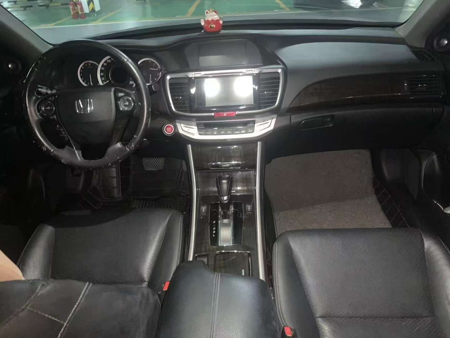 Honda Accord 2.4L EX Luxury 8