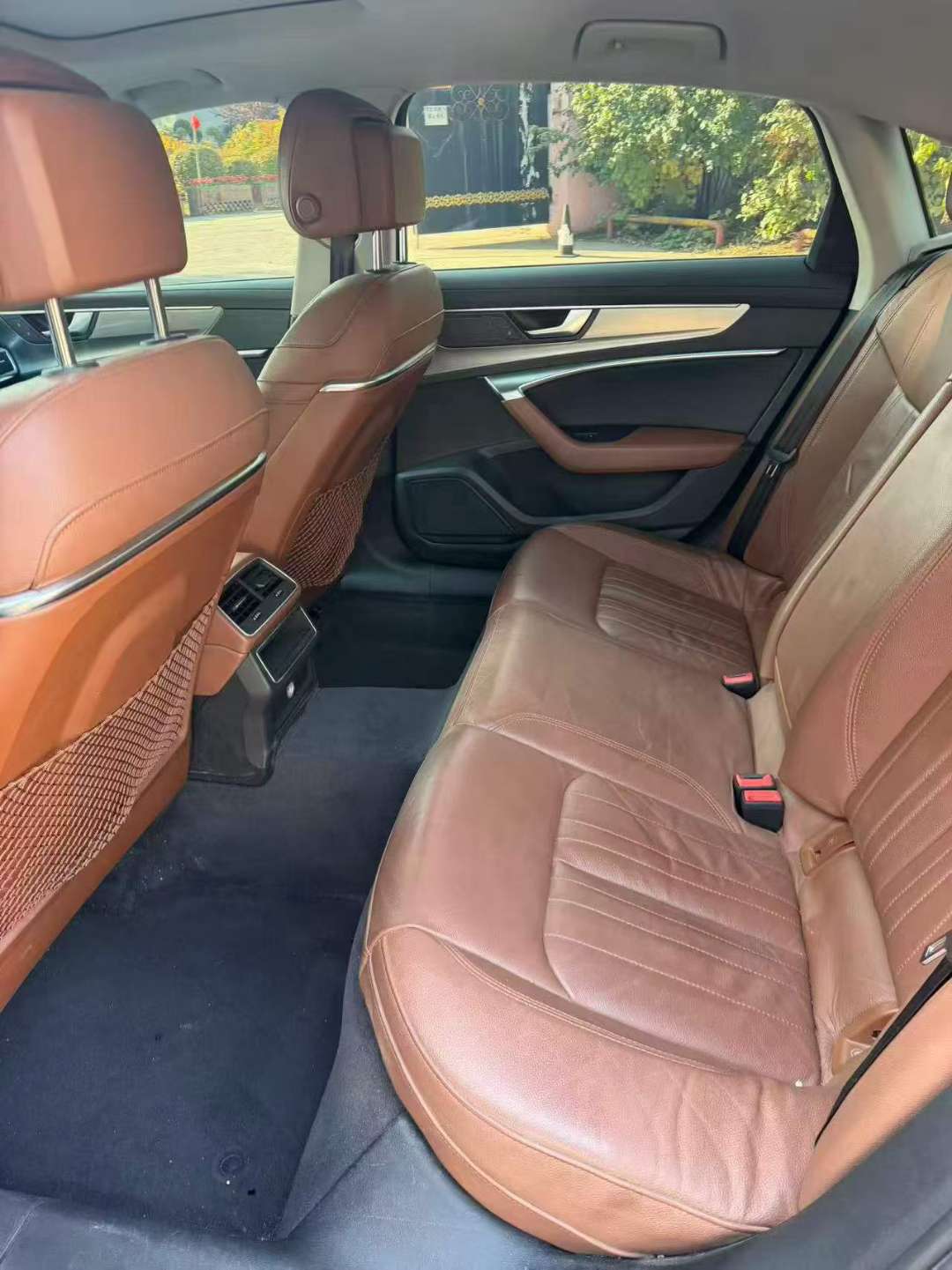 Audi A6L 5