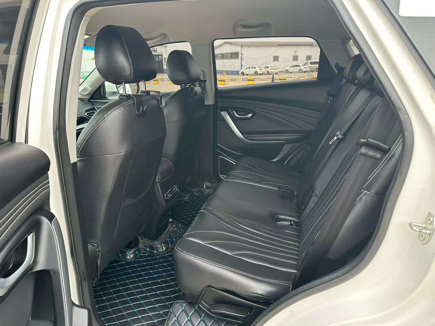 Jetour X70 6