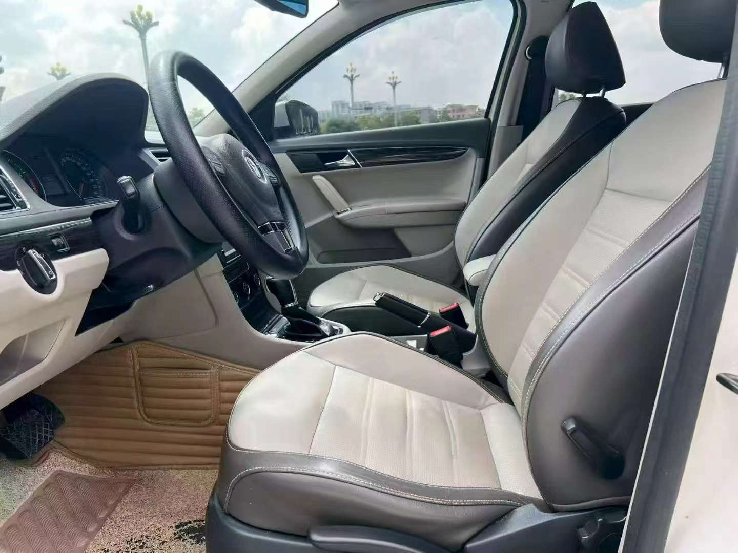 Volkswagen Langxing 1.4T Touring 8