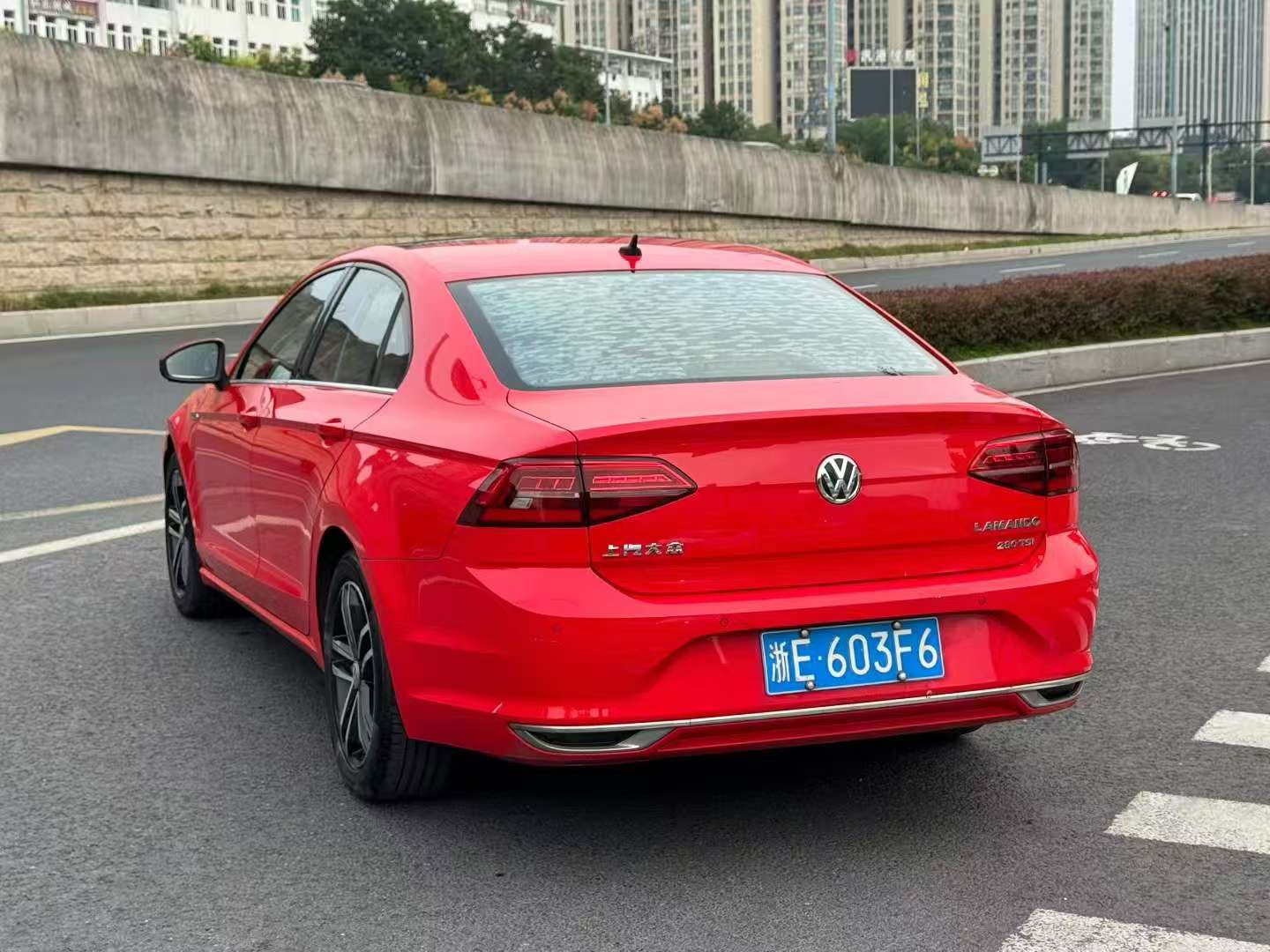 Volkswagen Lamando 280 1.4T Automatic Sunroof 9
