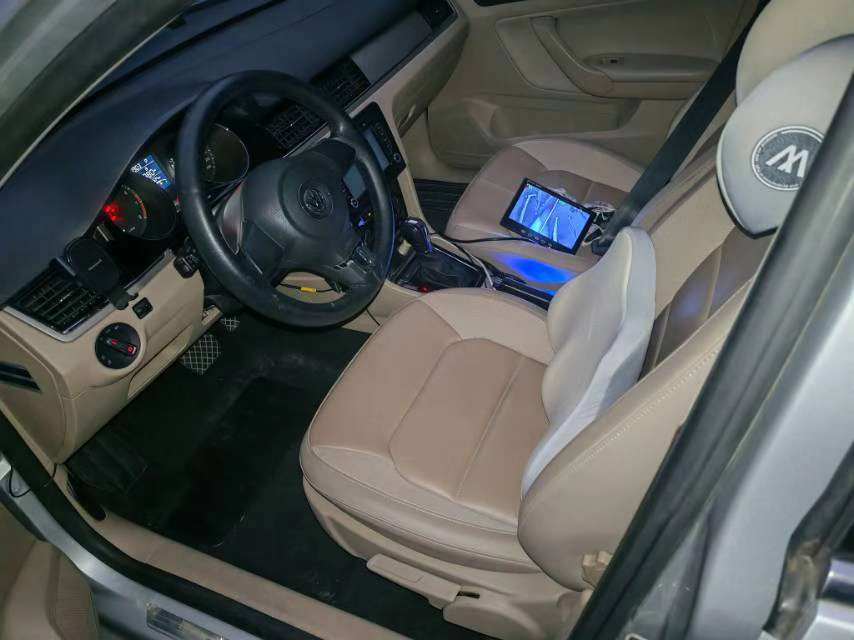 Volkswagen Bora 1.6L Automatic Sunroof 3