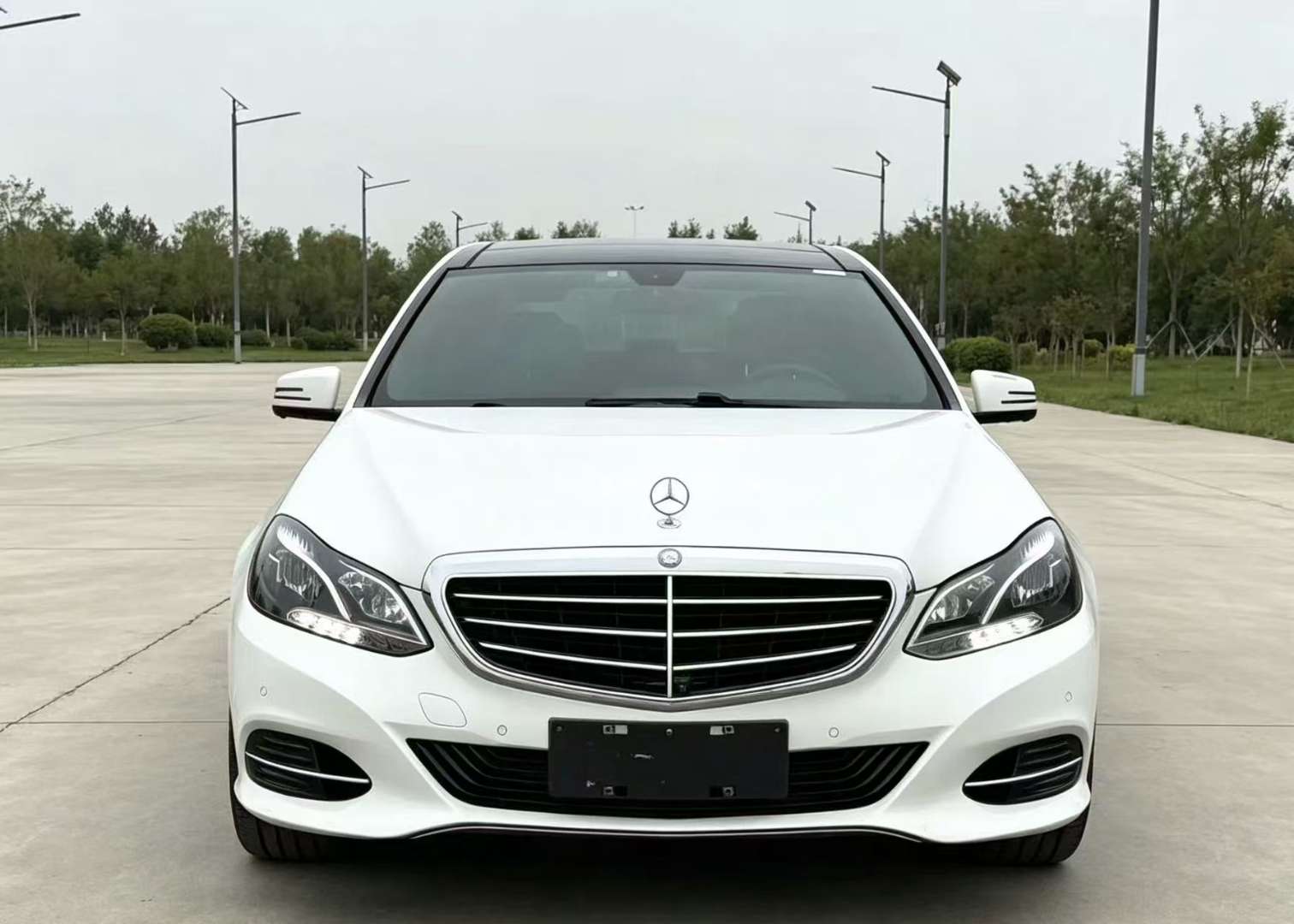 Mercedes-Benz E-Class E260L 2.0T