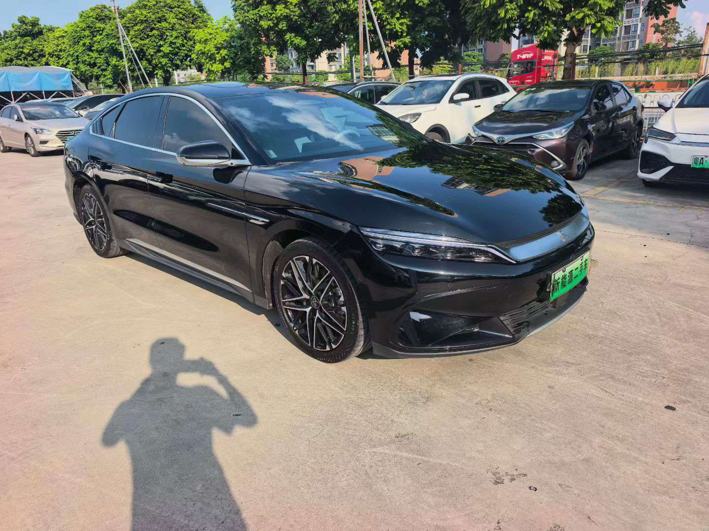 BYD Han EV Smart Driving Edition 4