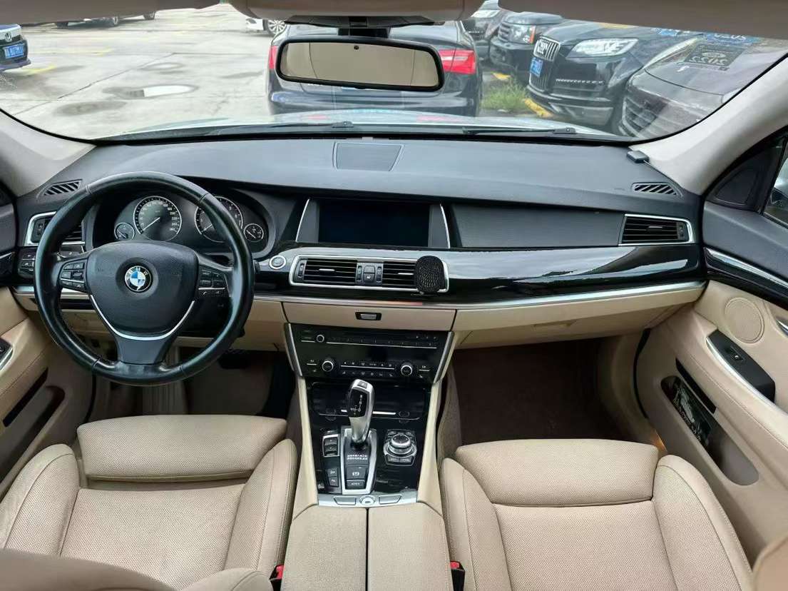 BMW 535GT 8
