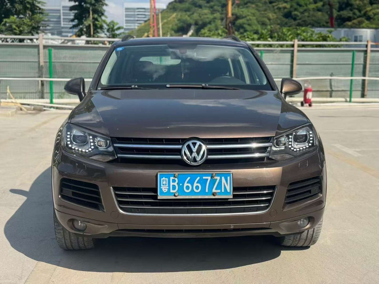 Volkswagen Touareg 3.0T Automatic Sunroof Standard Trim