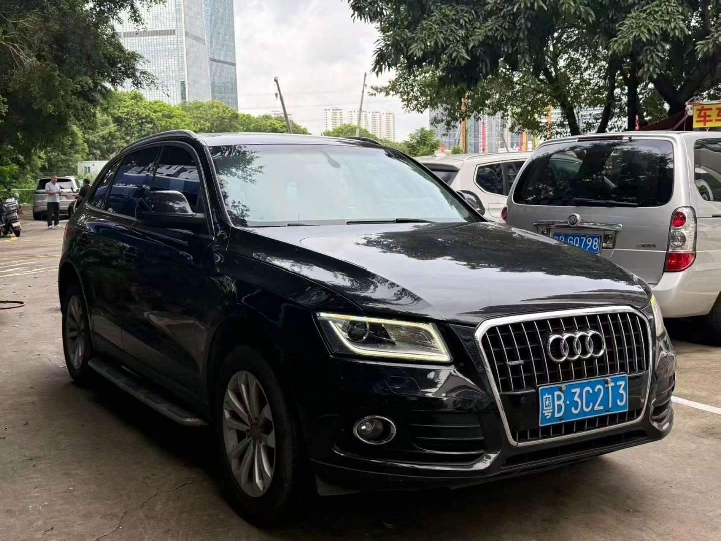 Audi Q5 2.0T Tech 2