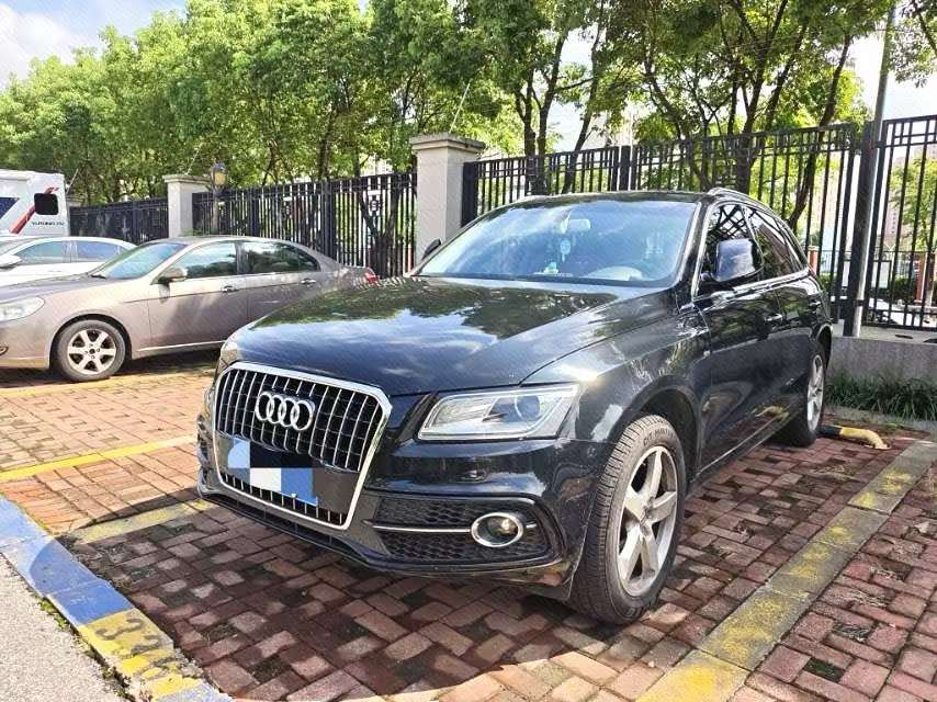 Audi Q5 2.0TFSI 40TFSI Classic Edition Advance 2