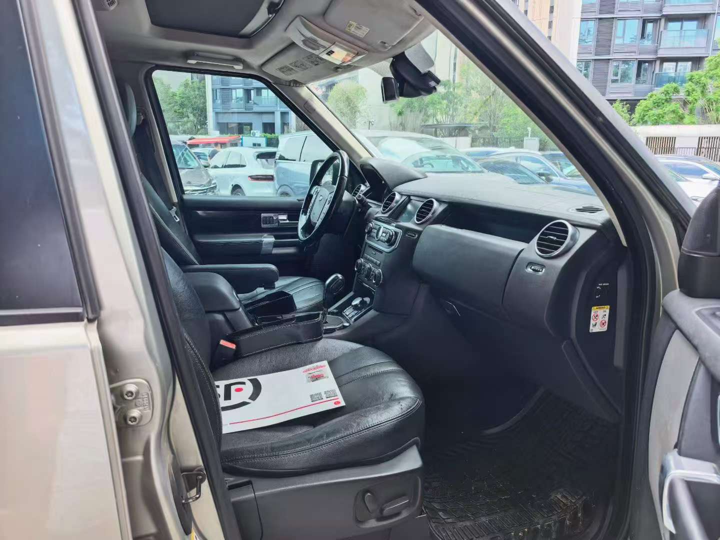 Land Rover Discovery 4 2012 HSE Diesel Edition 8