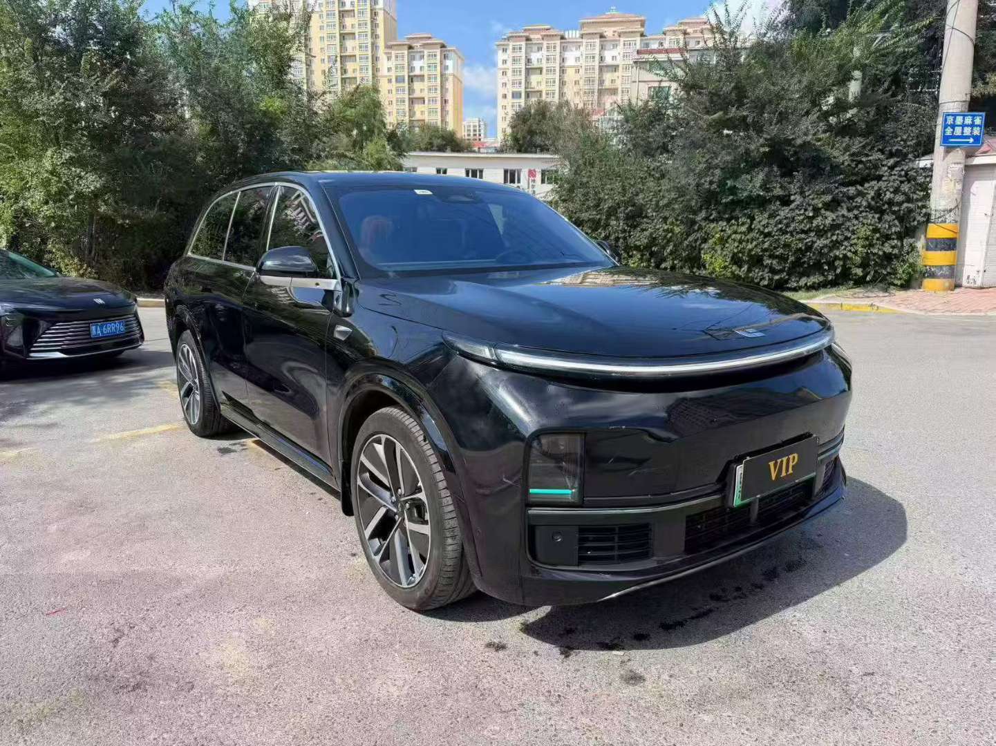 Li Auto L8 2022 3