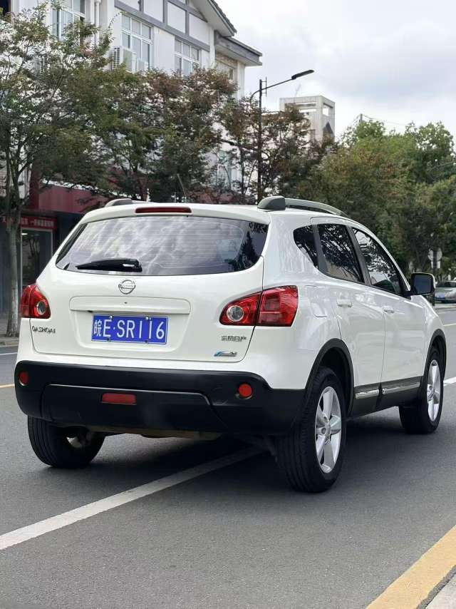 Nissan Qashqai 4