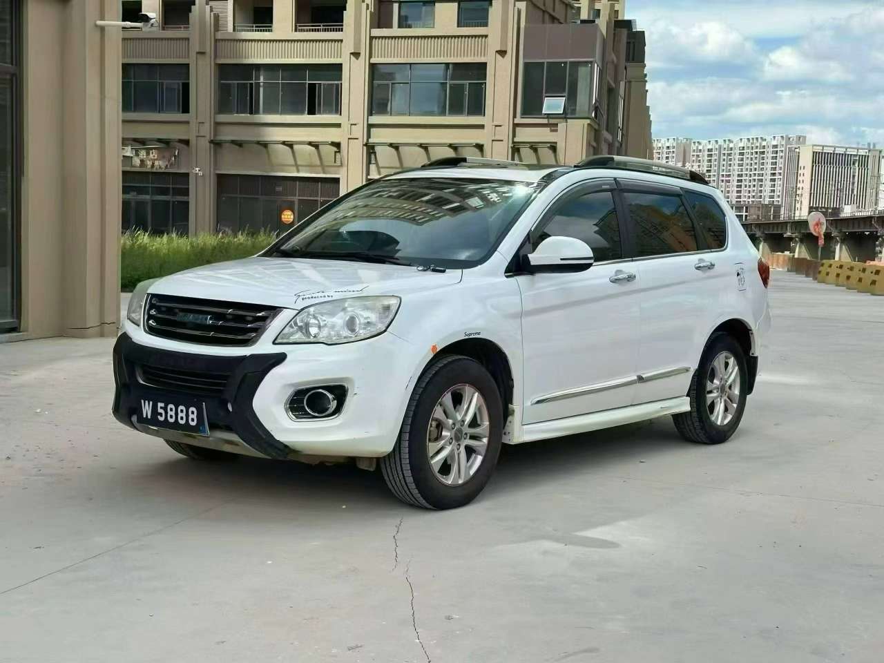 Haval H6 1.5T with Sunroof 2