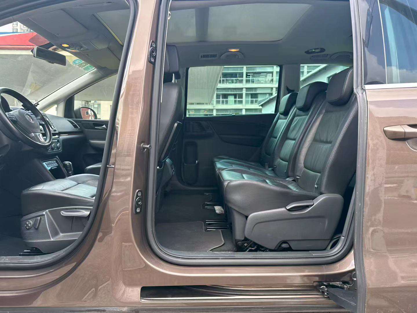Volkswagen Sharan 2013 1.8T Comfort Edition 6