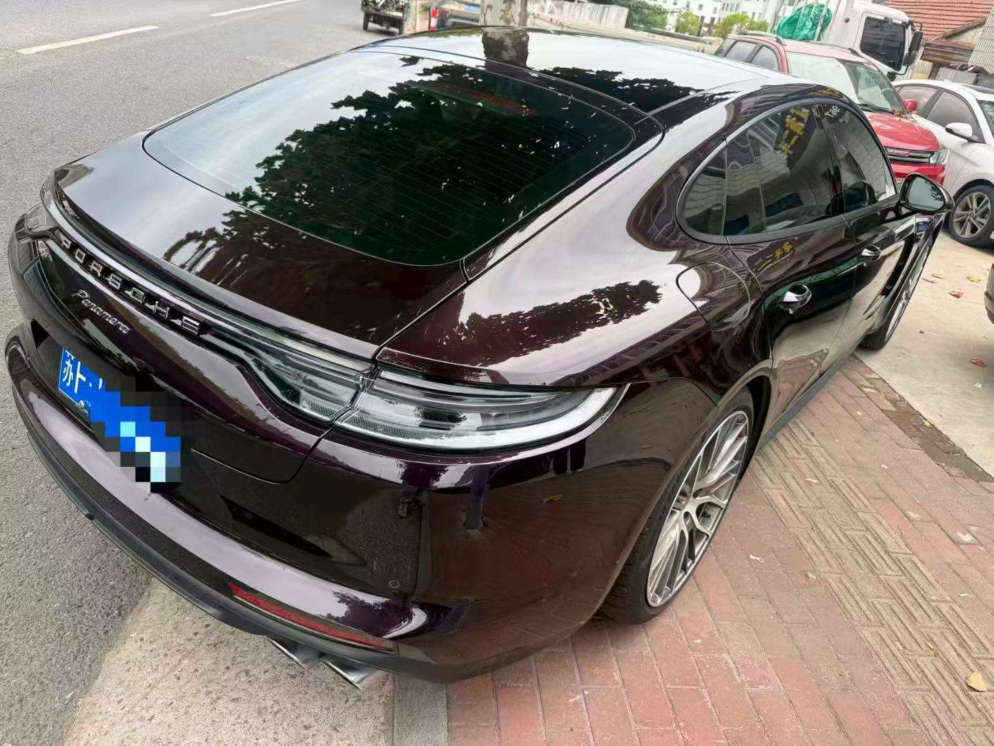 Porsche Panamera 6