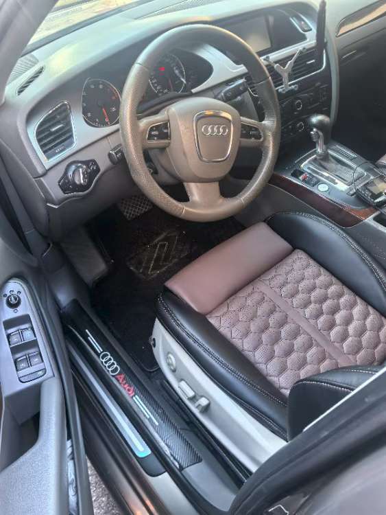 Audi A4 2.0T Comfort Edition 3
