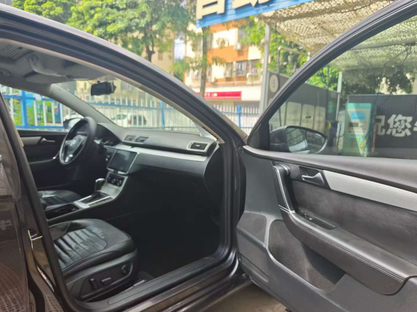 Volkswagen Magotan 1.8TSI Leading Edition 6