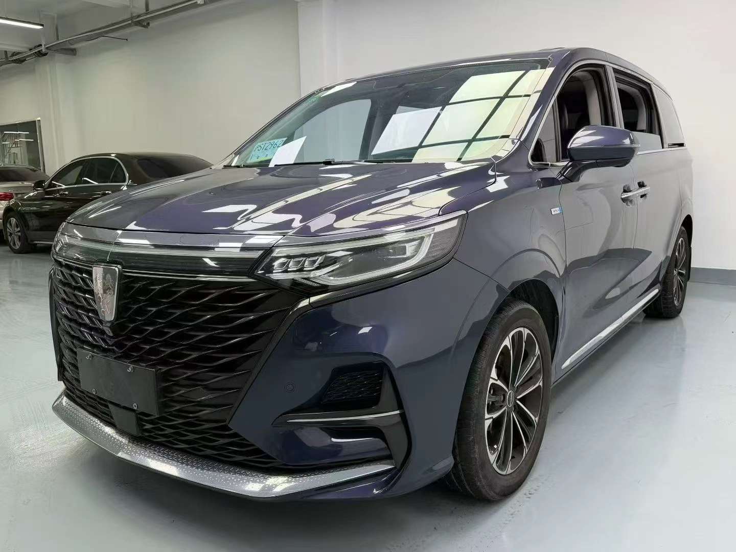 Roewe IMAX8