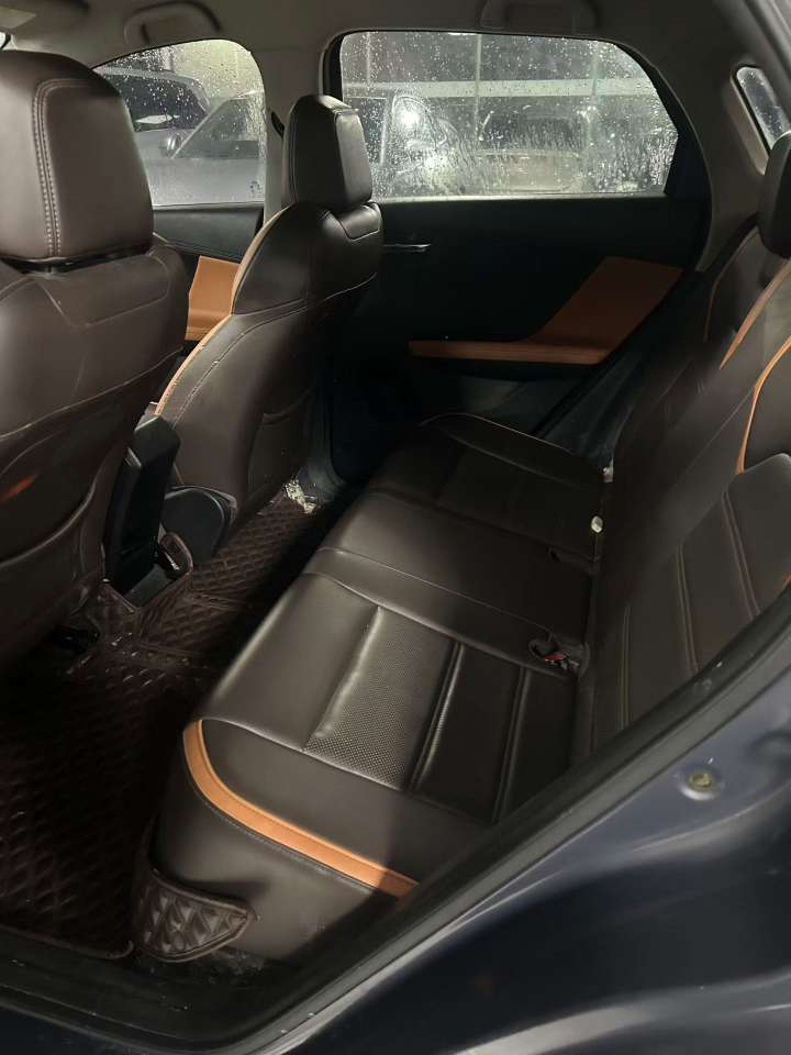 BYD E2 5