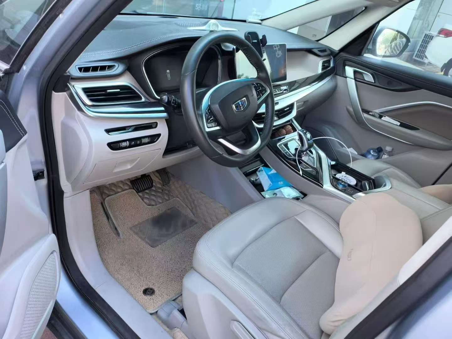 Geely Jiaji 1.5TD PHEV Premium 3