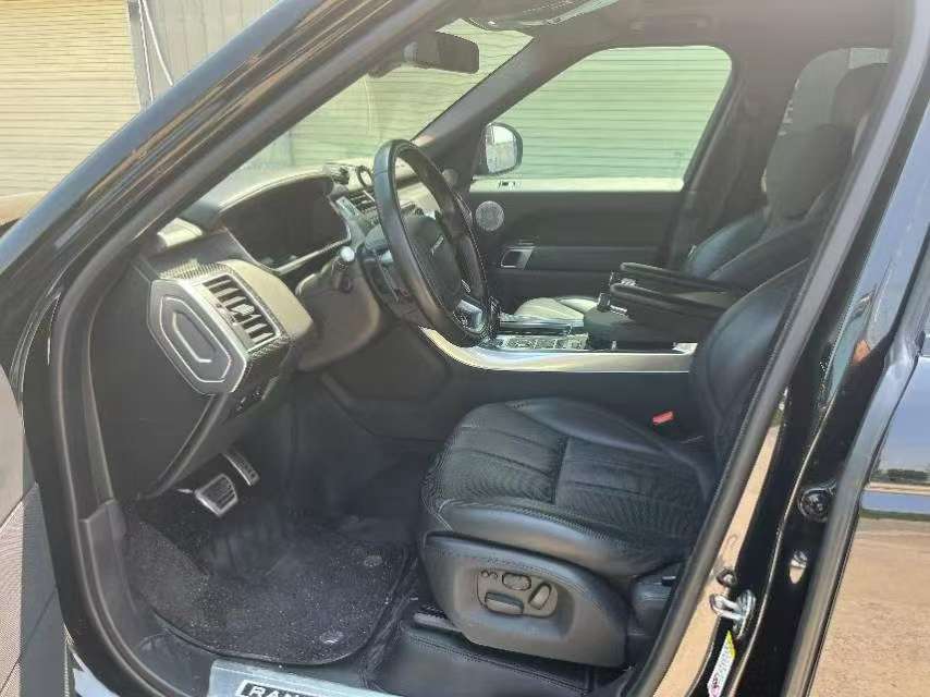 Land Rover Range Rover Sport 3.0T HSE 8