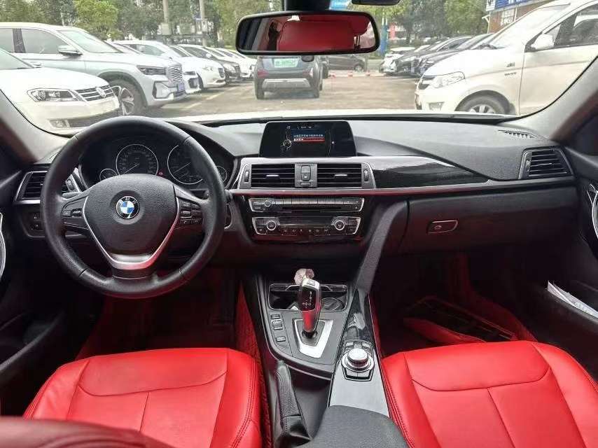 BMW 3 Series 320Li Luxury 4