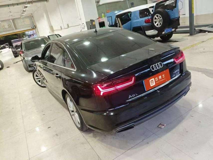 Audi A6L 3.0T 45 Quattro Sport 4