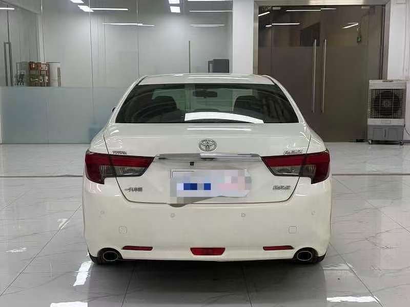 Toyota Reiz 2013 2.5S Elite Edition 4