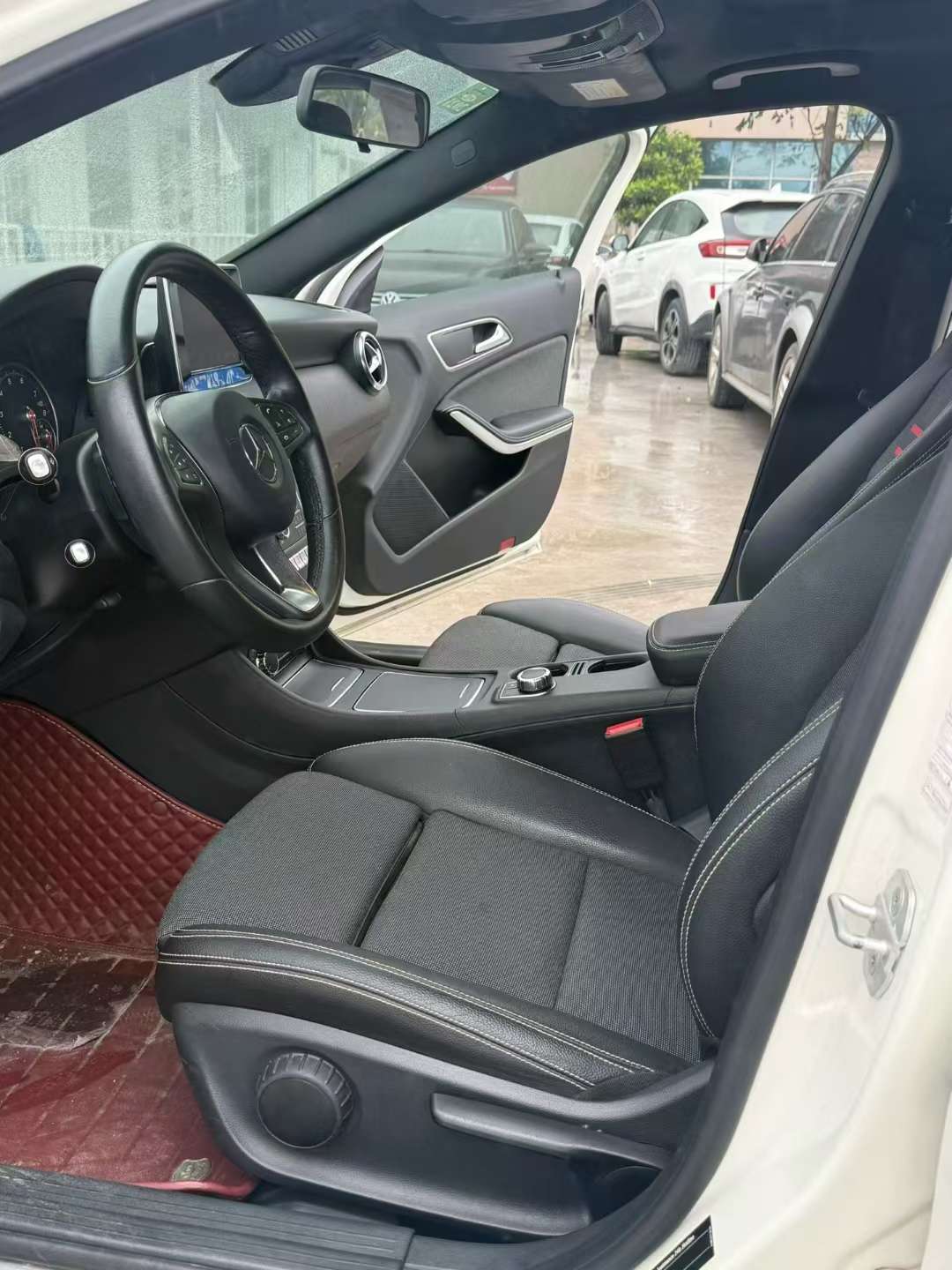 Mercedes-Benz A-Class Dynamic 7