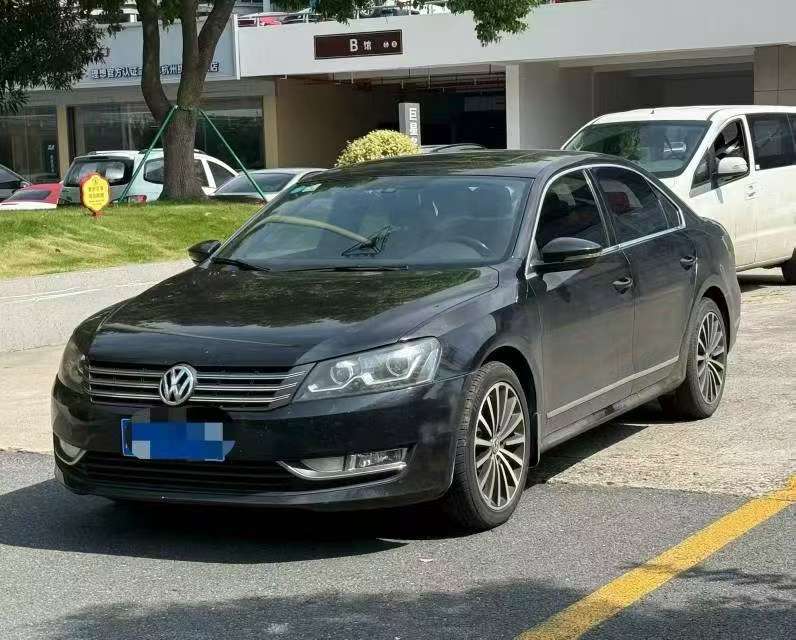 Volkswagen Passat 1.8T Prestige 3