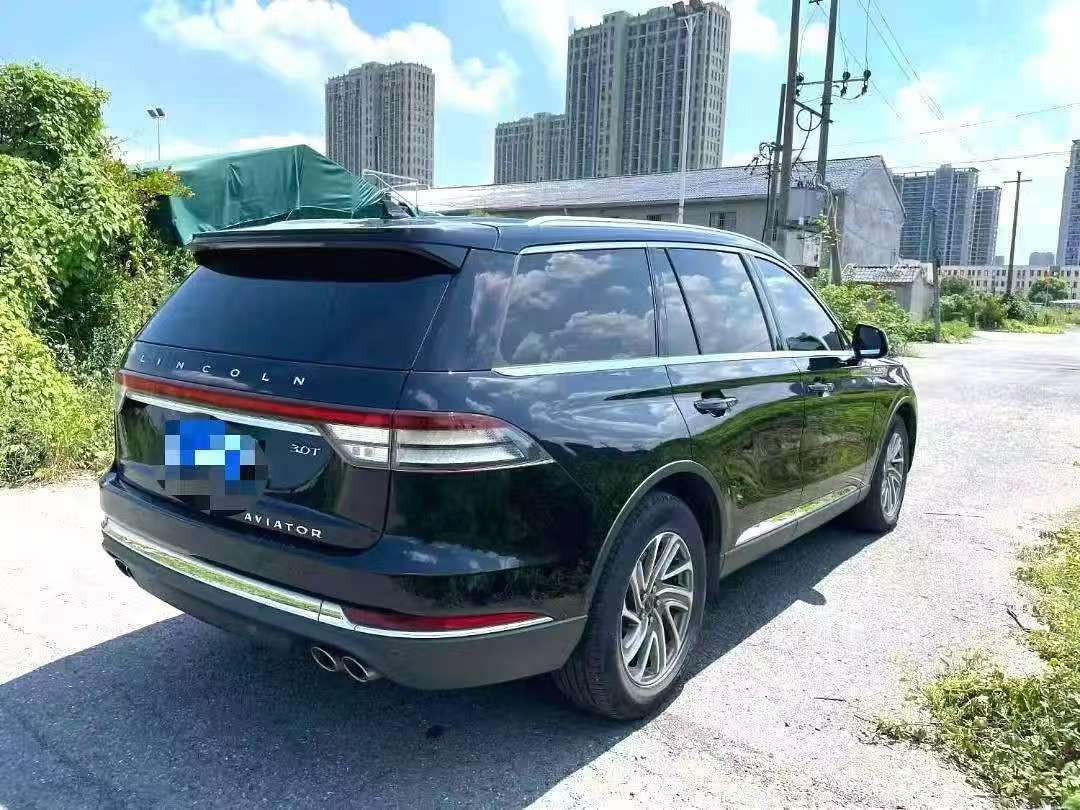 Lincoln Aviator 3.0T AWD Premium 4