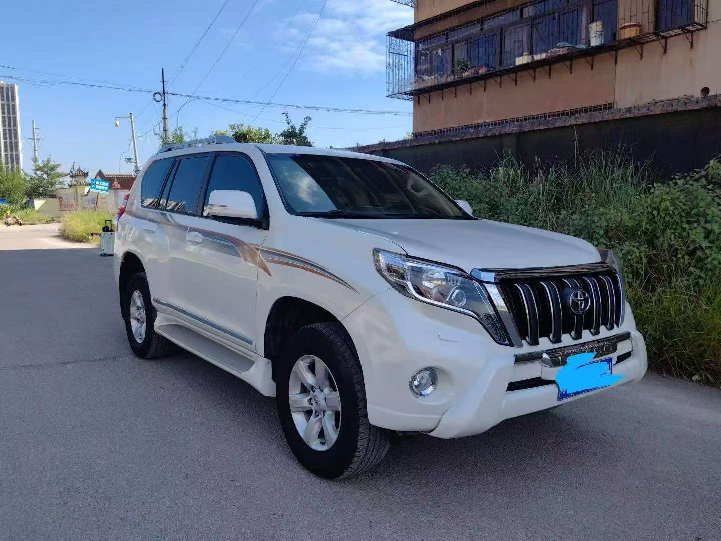 Toyota Prado 2700 Middle East Version 7 Seats 9 Airbags 3