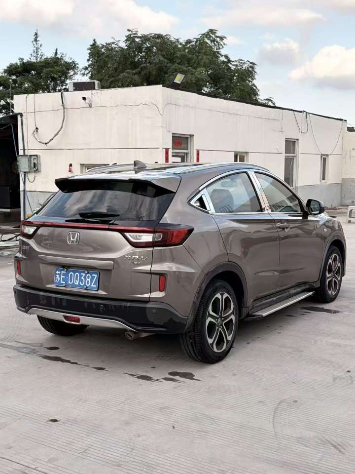 Honda XRV 2016 1.8L Automatic Sunroof 3