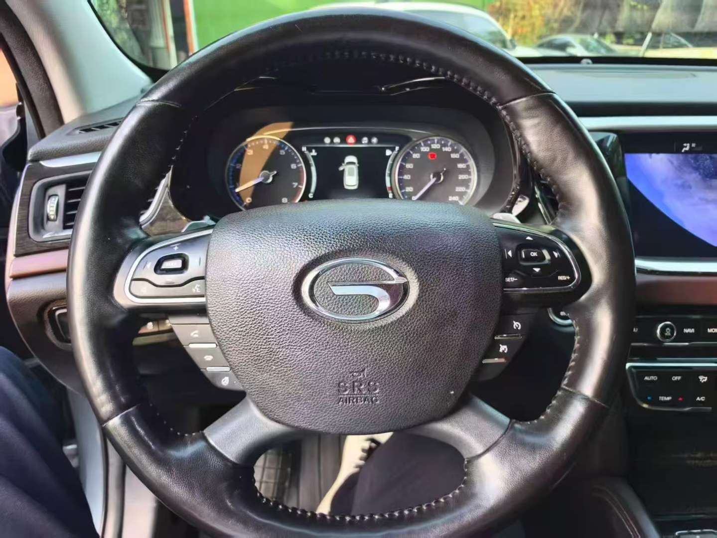 GAC Trumpchi GS8 2.0T Smart Connect Luxury 7-Seater 5