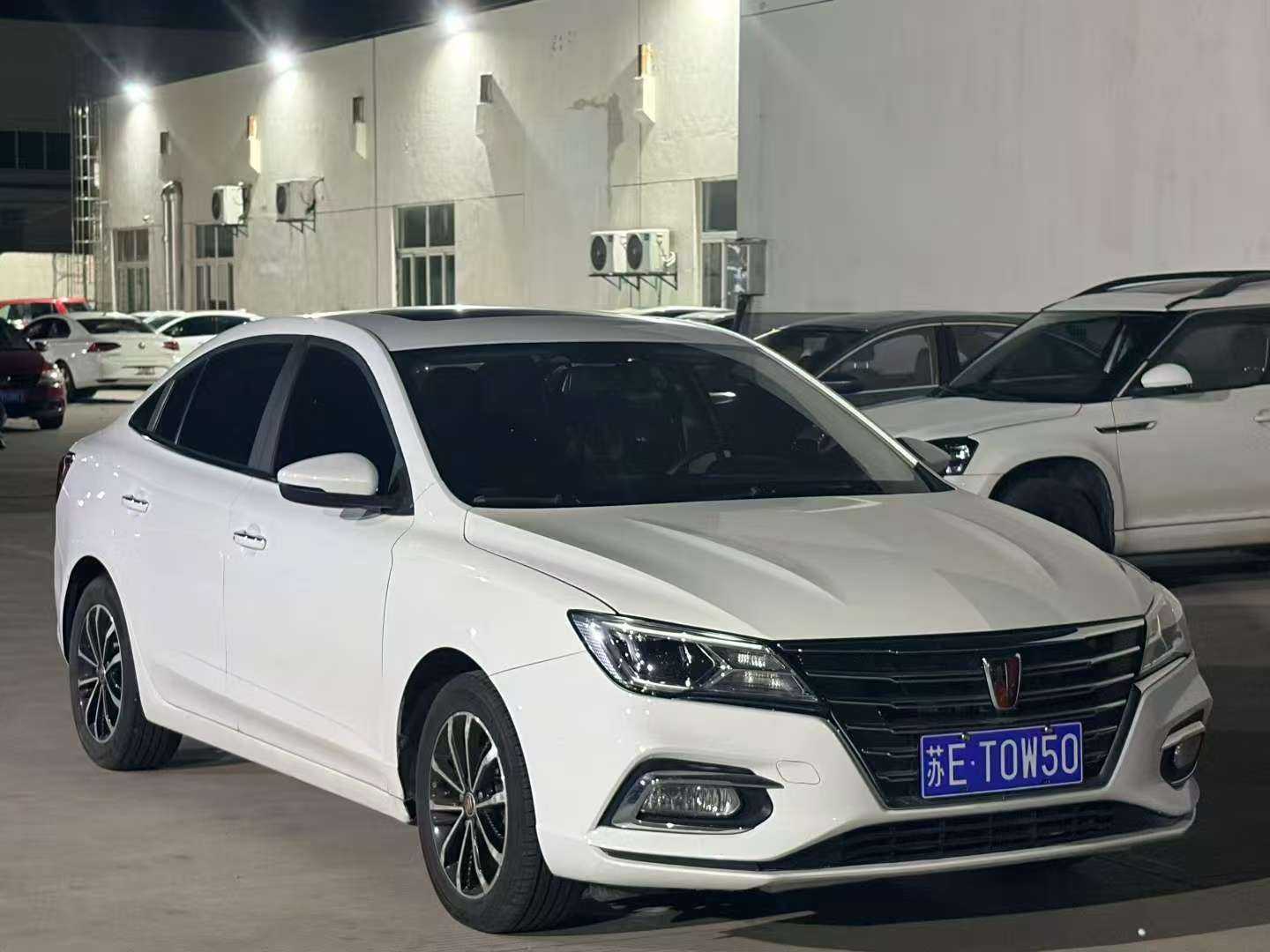 Roewe i5 1.5L Manual Linghao Edition 3